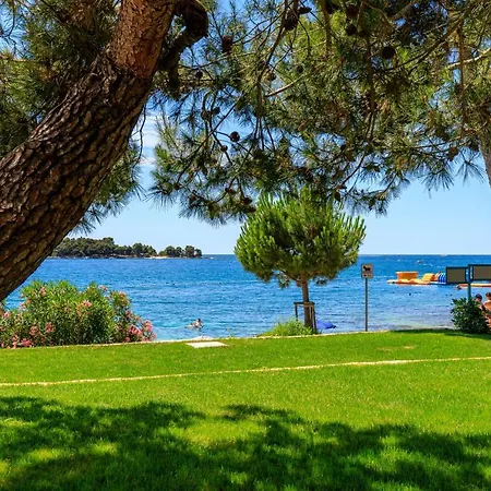 Al Mare Apartment *