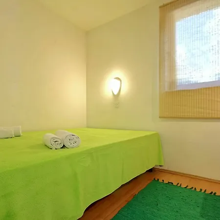Al Mare Apartment